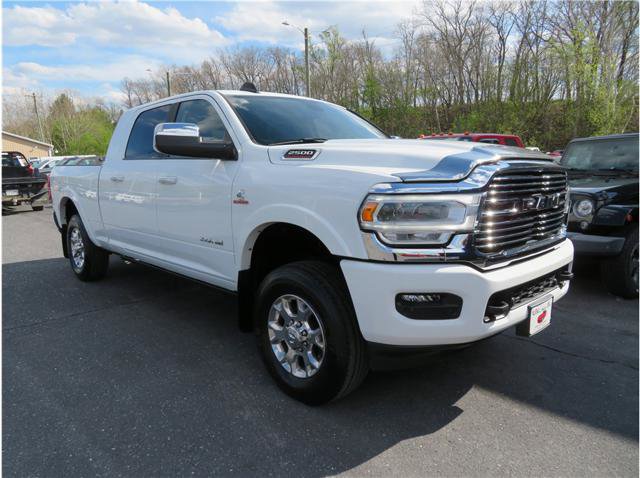 Used 2022 RAM 2500 Laramie AWD/4WD image 1