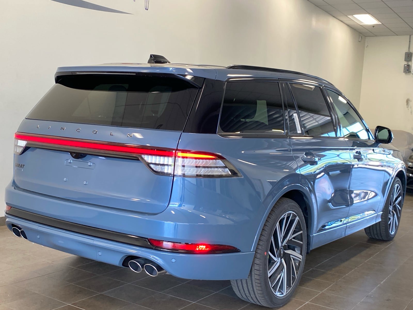New 2026 Lincoln Aviator Black Label AWD/4WD image 14