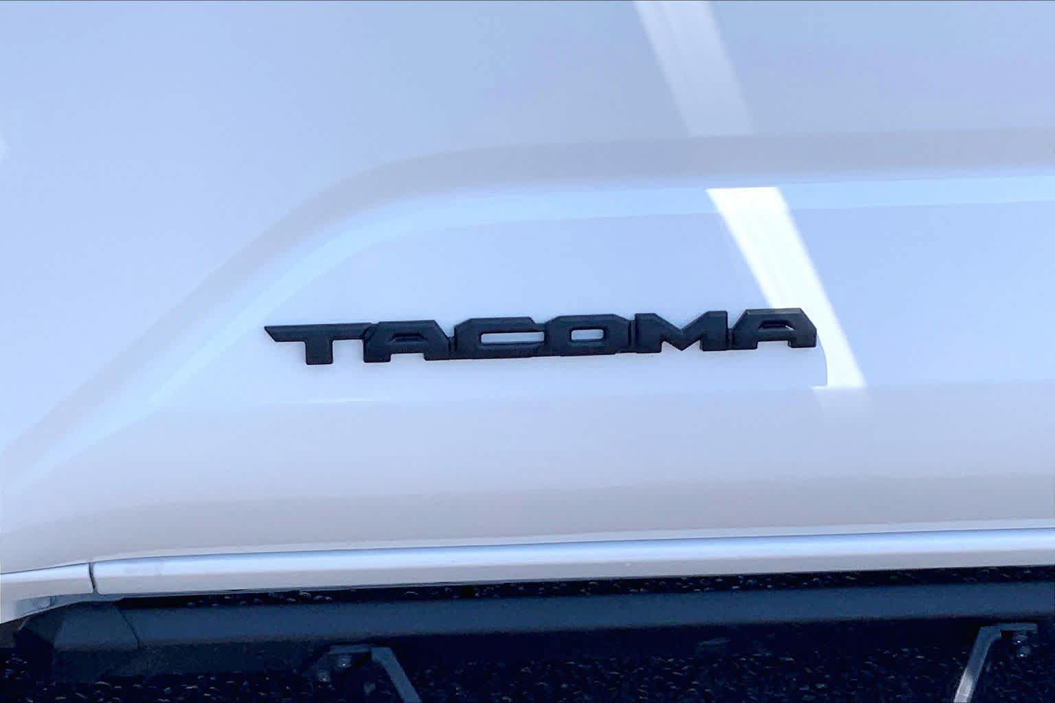 New 2026 Toyota Tacoma SR5 AWD/4WD image 17