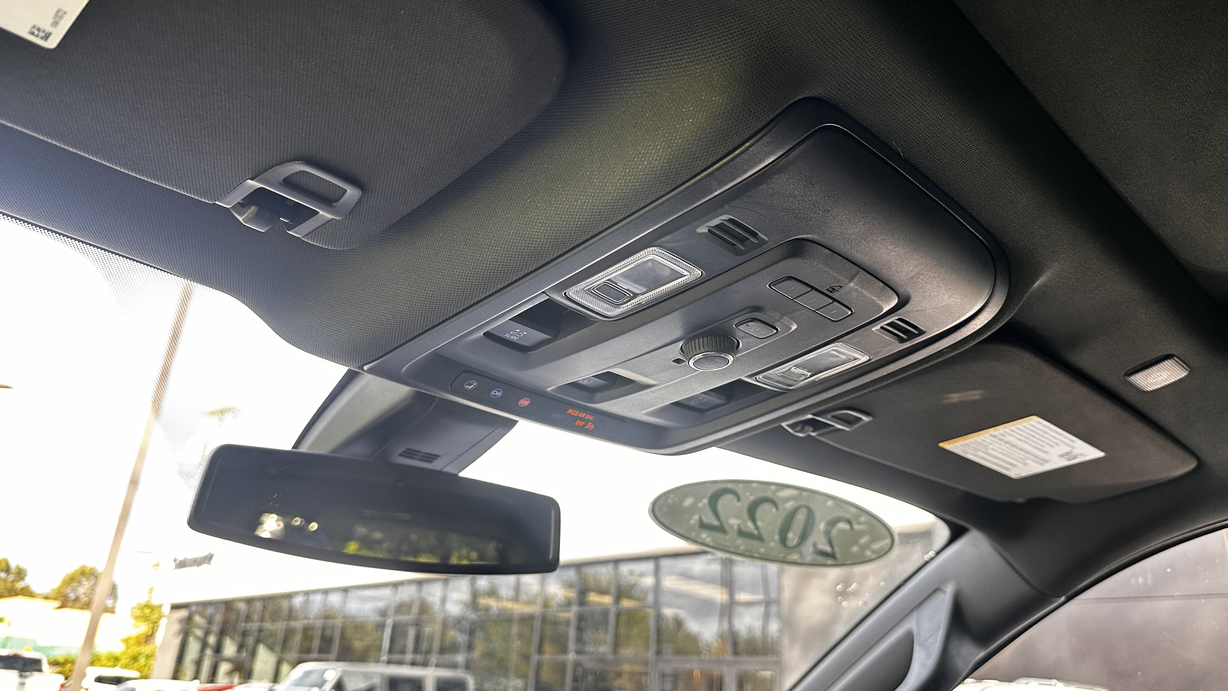 Used 2022 GMC Yukon SLT image 25