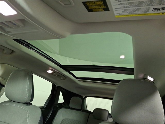 Used 2022 Ford Escape SE w/ Cold Weather Package image 16