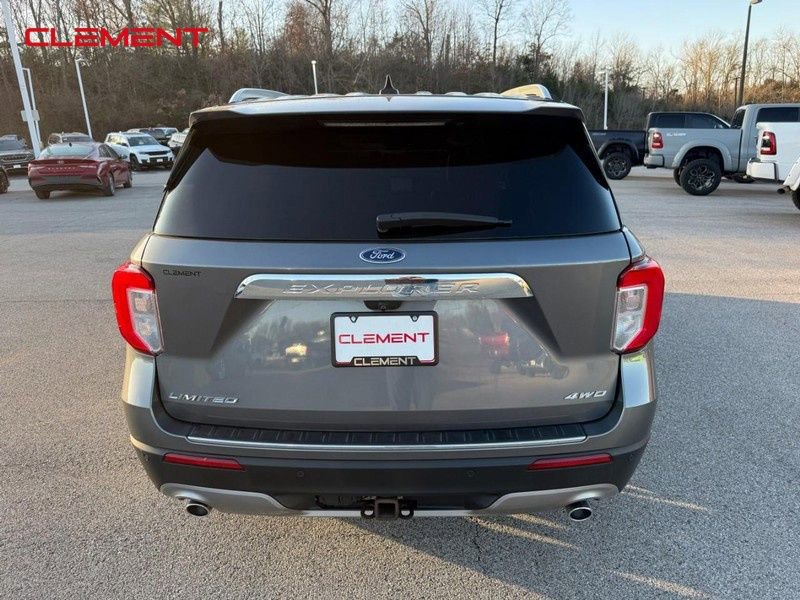 Used 2022 Ford Explorer Limited w/ Equipment Group 301A image 11