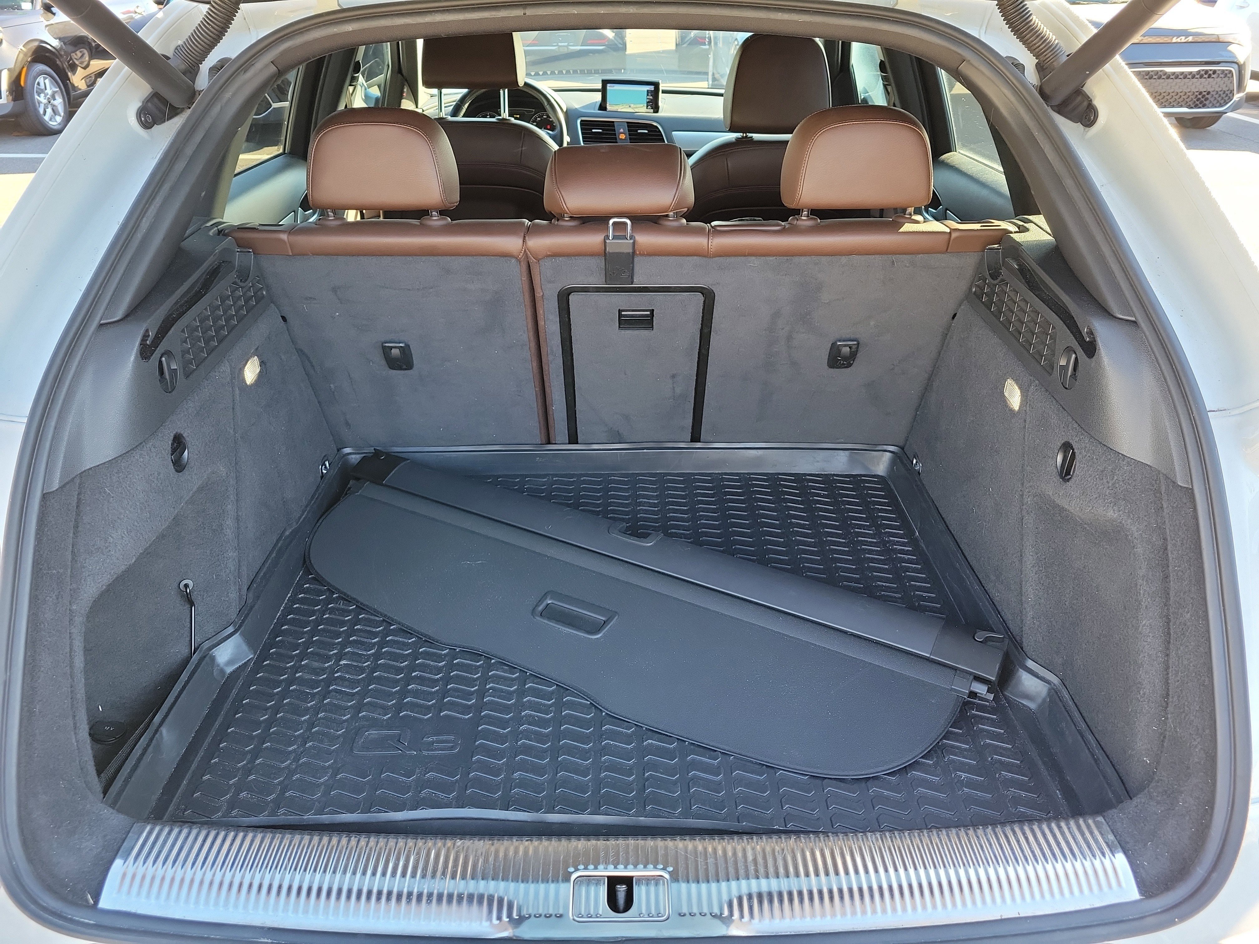 Used 2018 Audi Q3 2.0T Premium Plus w/ Premium Plus Package image 14