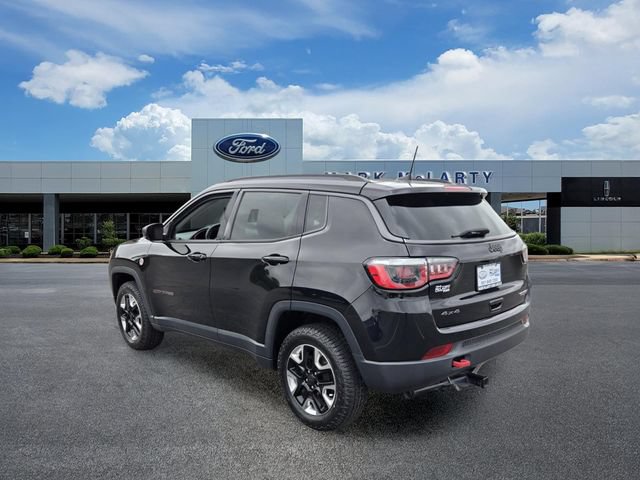 Used 2018 Jeep Compass Trailhawk w/ Leather Interior Group AWD/4WD image 3