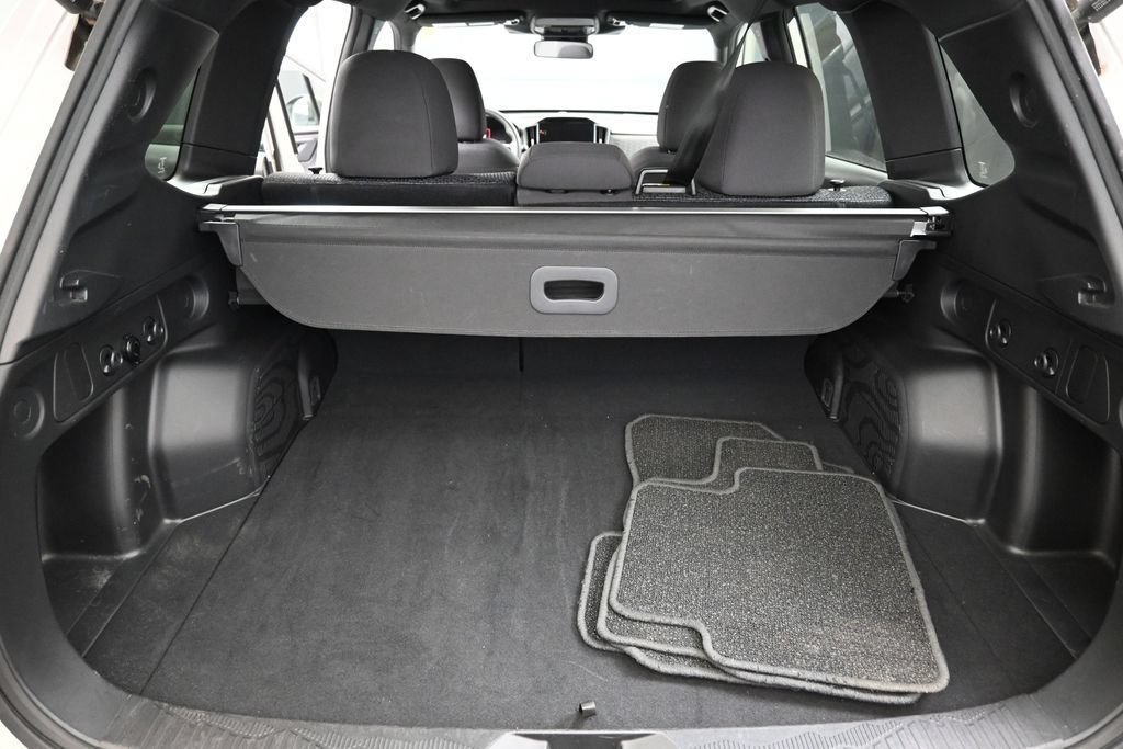 Certified 2025 Subaru Forester Premium AWD/4WD image 19