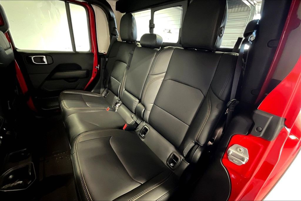 New 2025 Jeep Gladiator Sport image 26