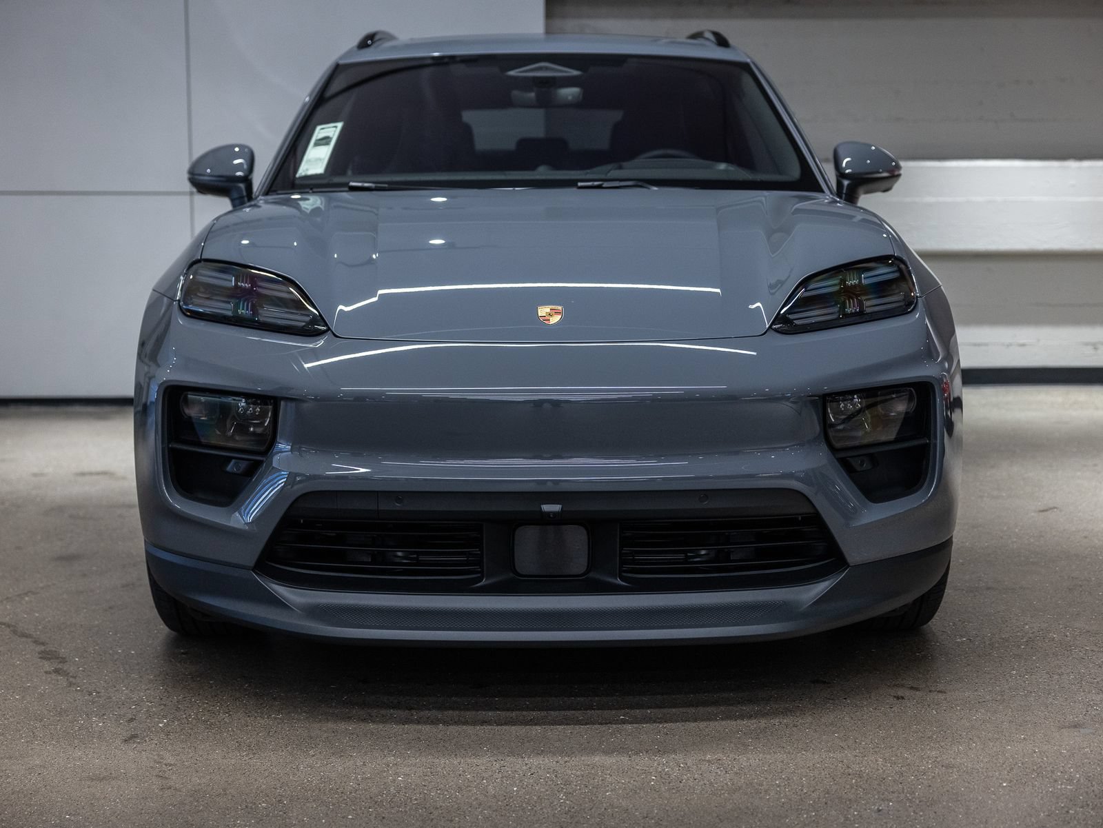 New 2026 Porsche Macan 4 Electric AWD/4WD image 11