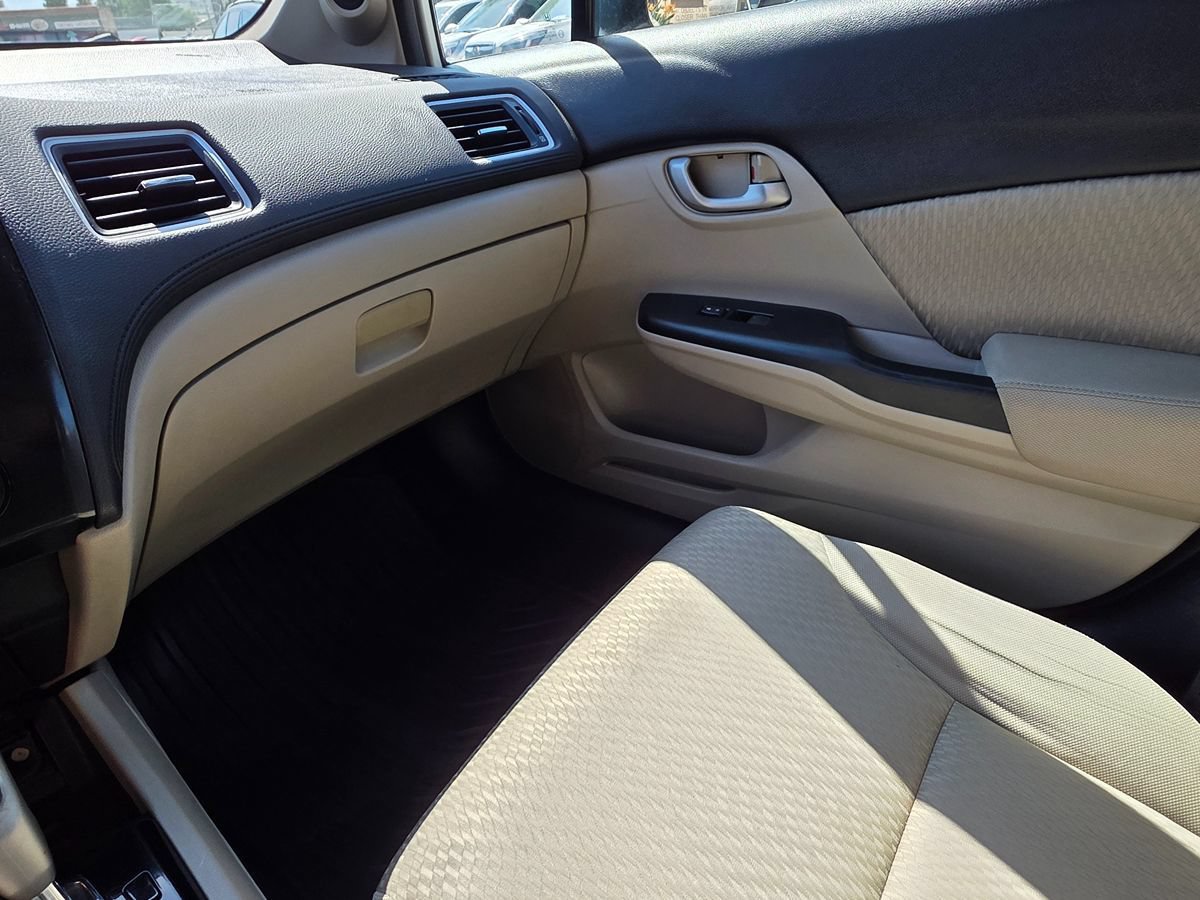 Used 2015 Honda Civic SE image 33
