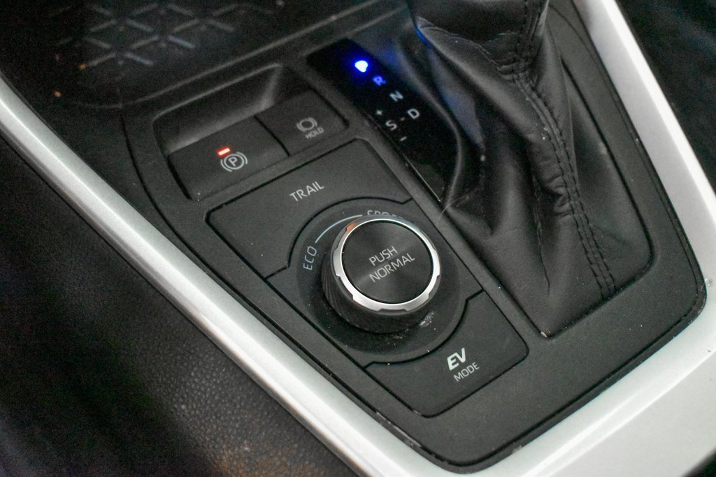 Used 2023 Toyota RAV4 XLE image 22