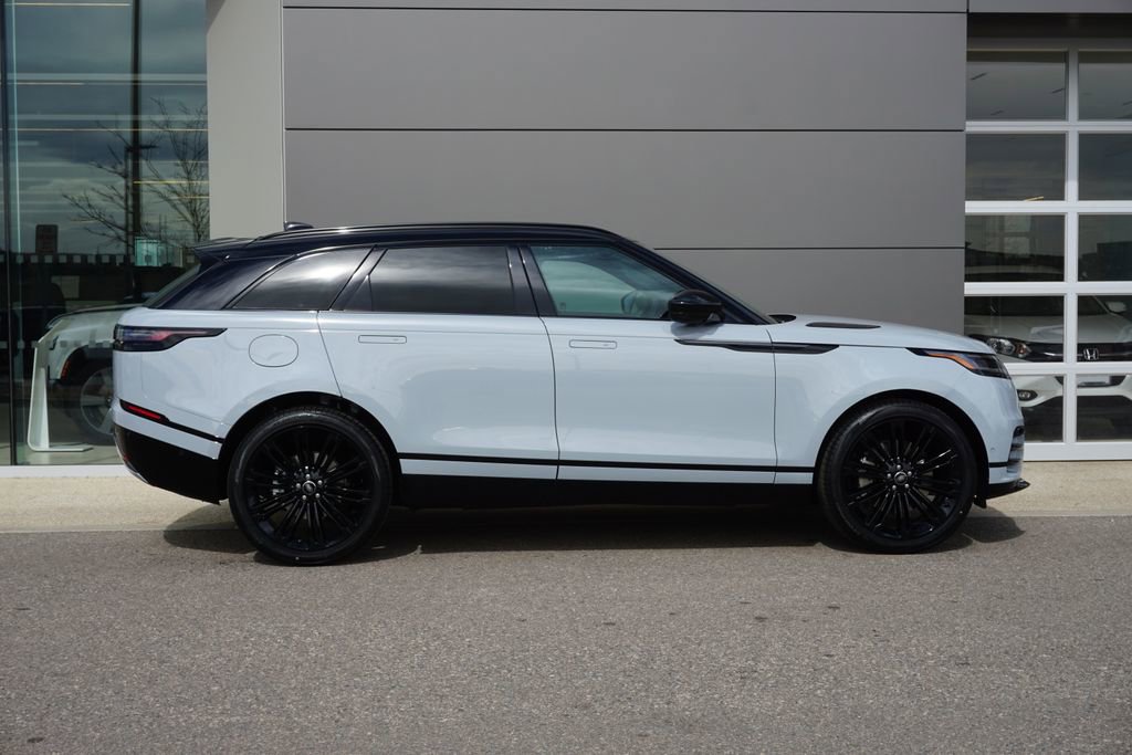 New 2026 Land Rover Range Rover Velar Dynamic SE image 7