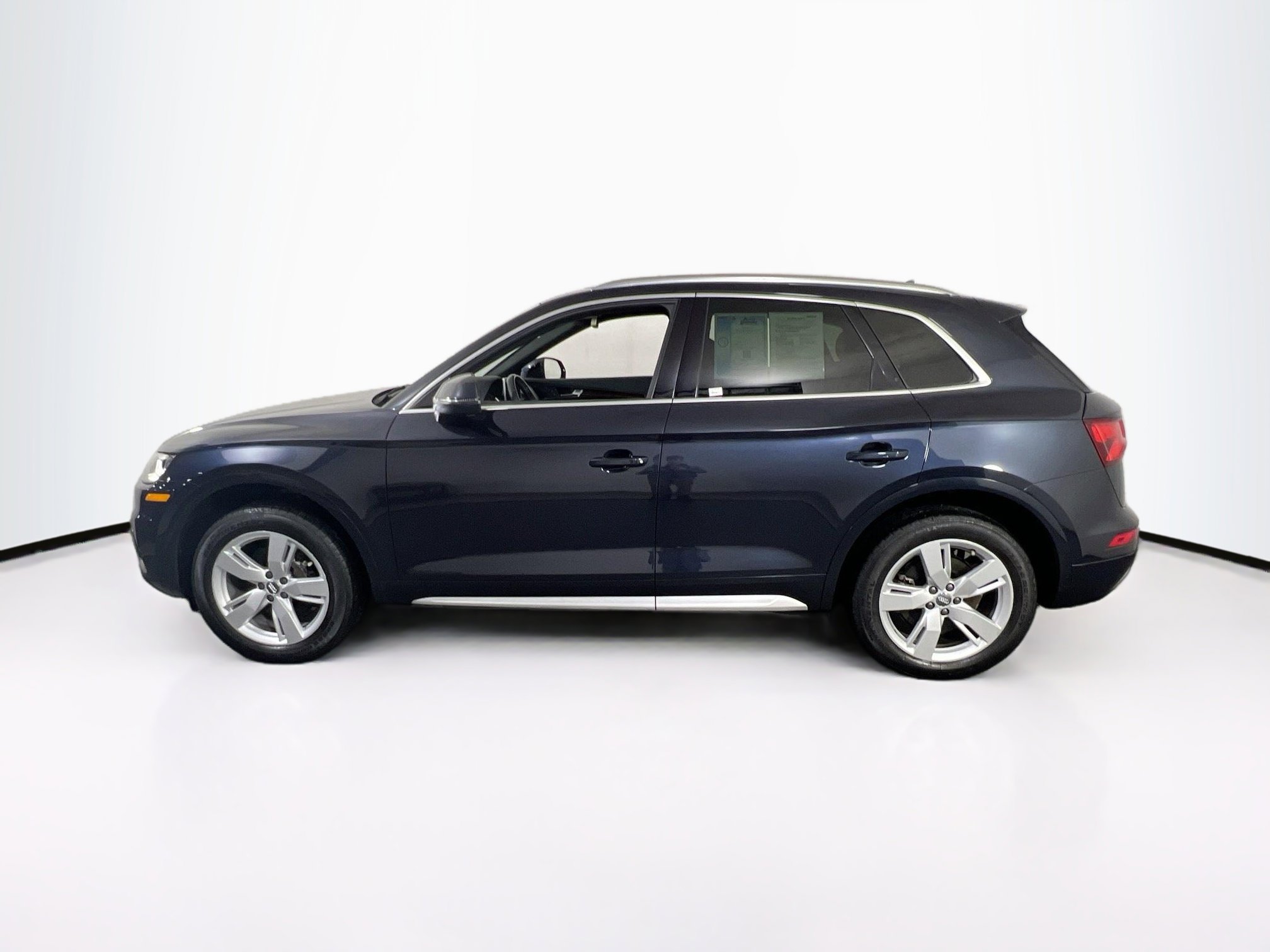 Used 2019 Audi Q5 2.0T Premium Plus w/ Premium Plus Package image 8