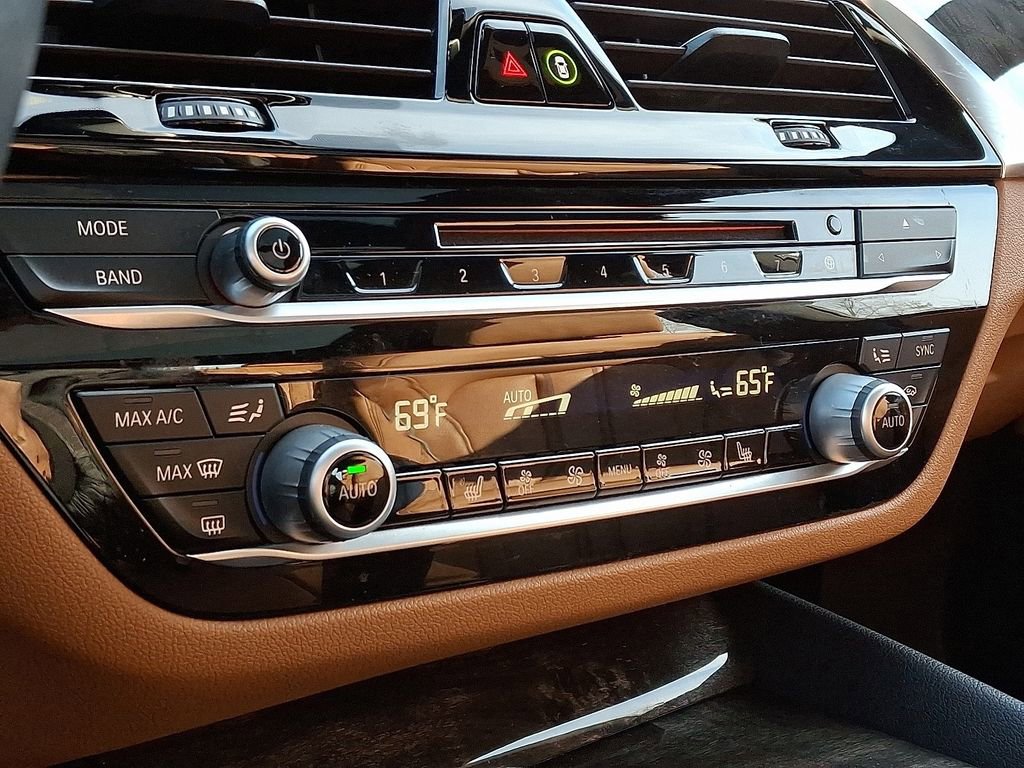 Used 2018 BMW 640i Gran Turismo xDrive image 17