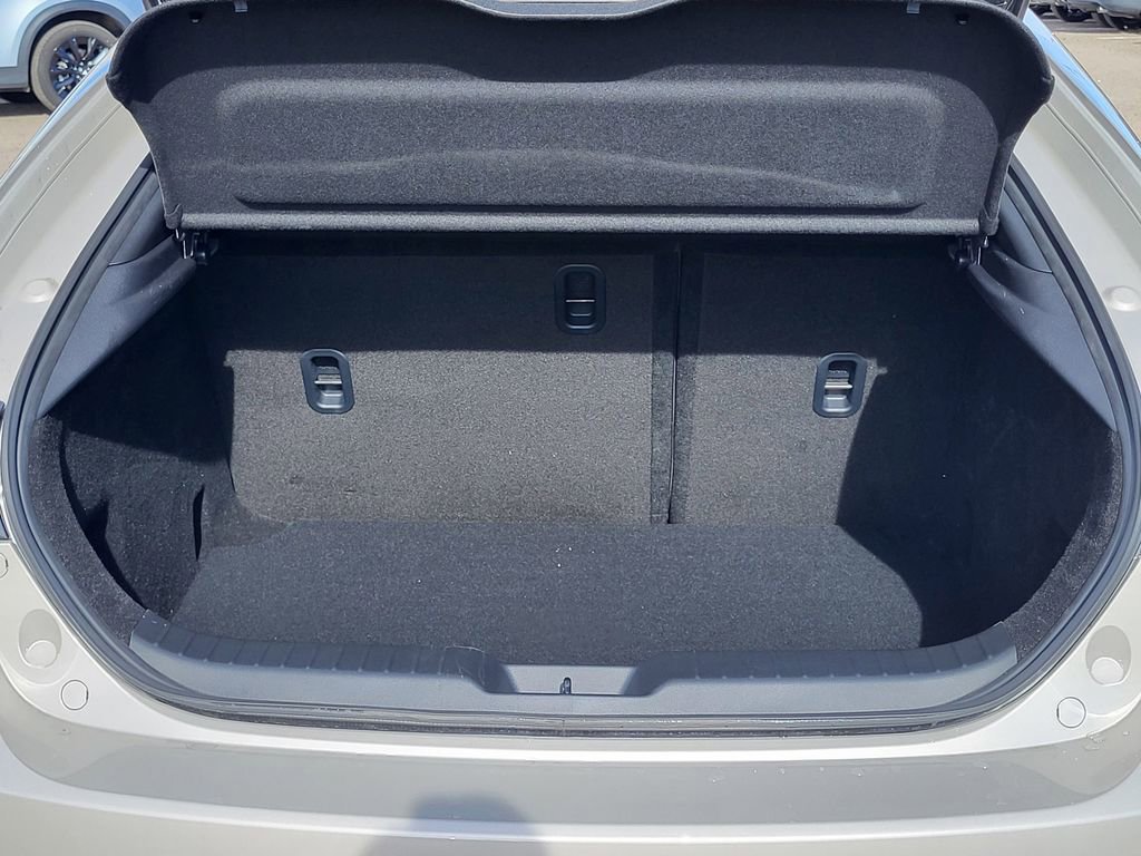 New 2026 MAZDA MAZDA3 Hatchback w/Premium Plus Pkg image 22