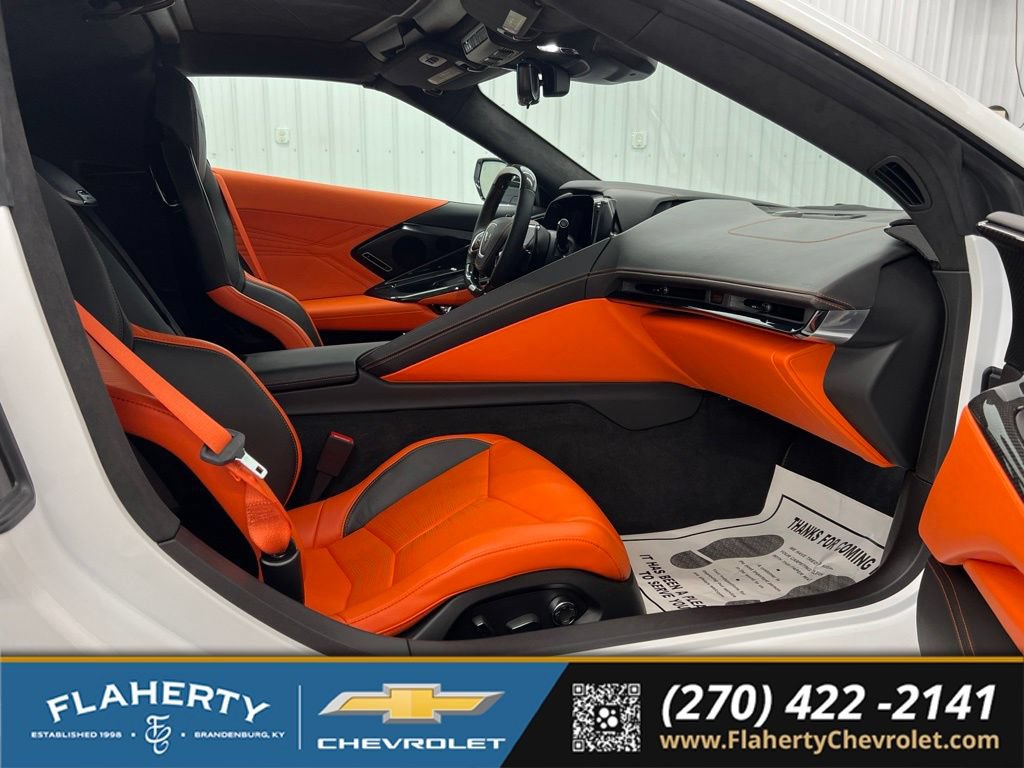 Used 2025 Chevrolet Corvette Z06 RWD image 11