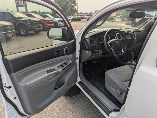 Used 2013 Toyota Tacoma 4x4 Double Cab w/ SR5 Pkg image 8