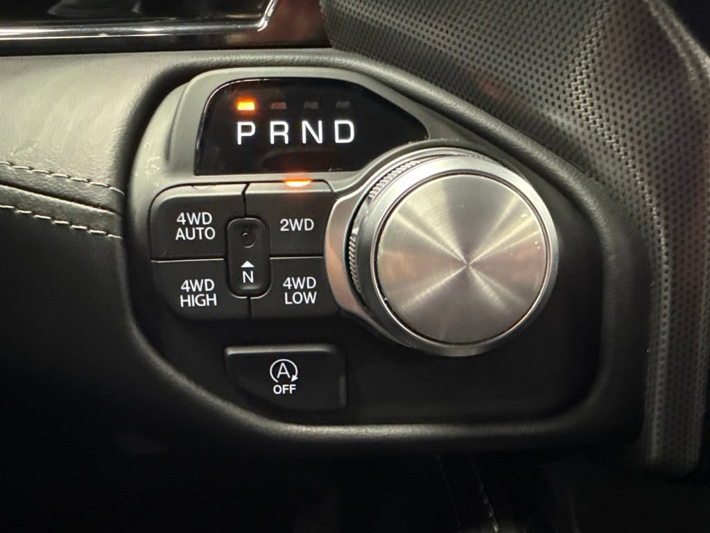 Used 2025 RAM 1500 Limited AWD/4WD image 24