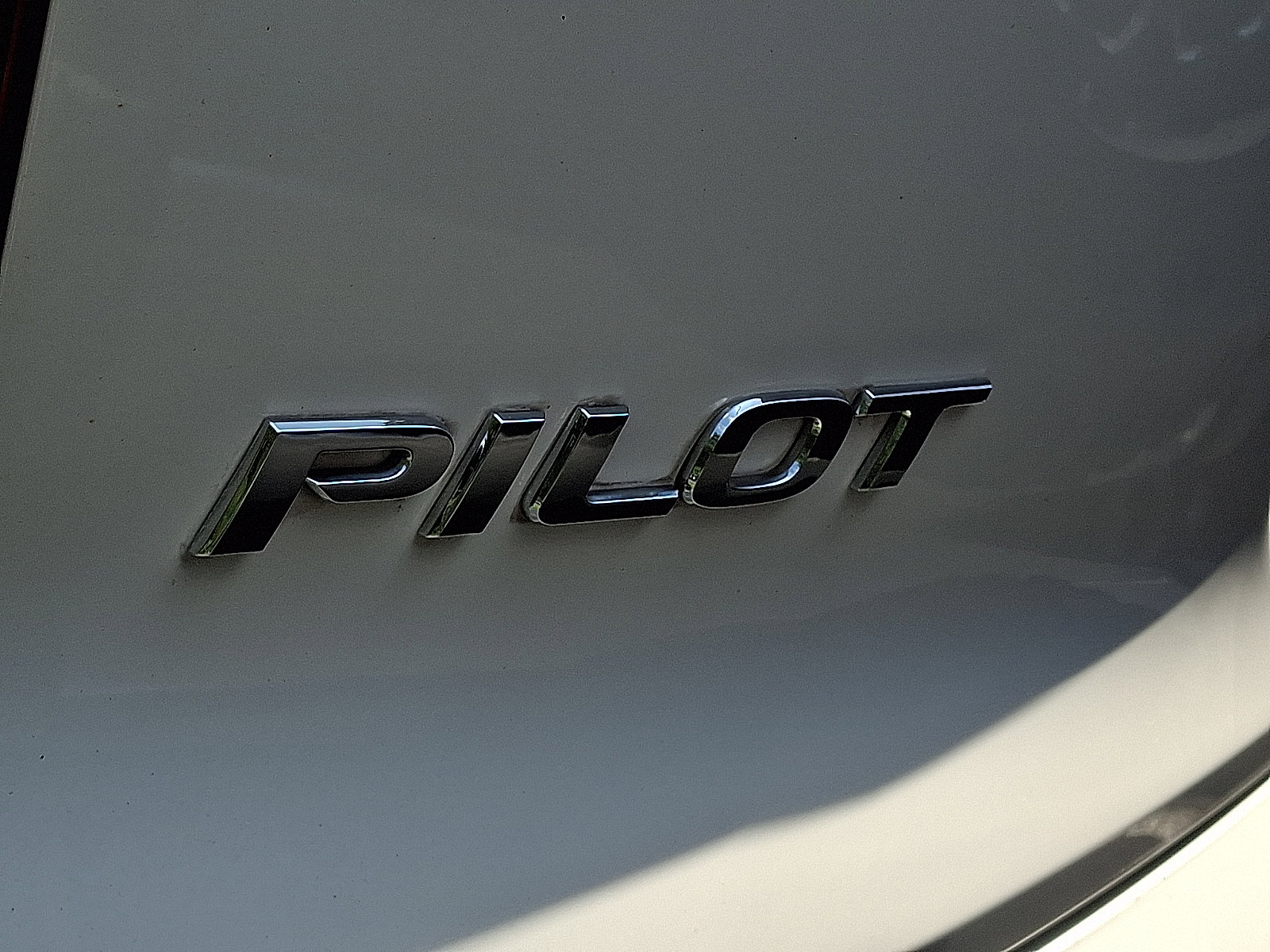 Used 2017 Honda Pilot LX image 31