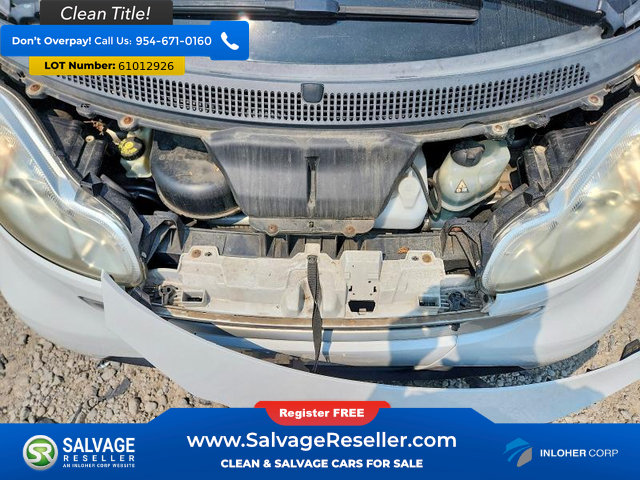 Used 2010 smart fortwo passion RWD image 15
