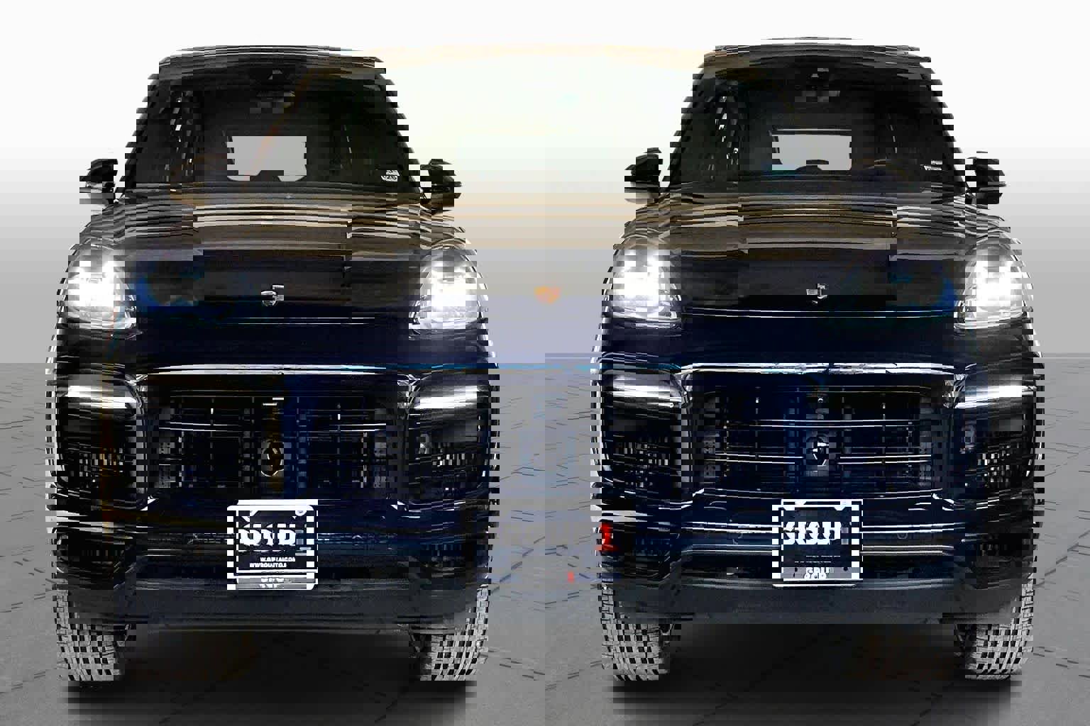 Used 2020 Porsche Cayenne S image 3