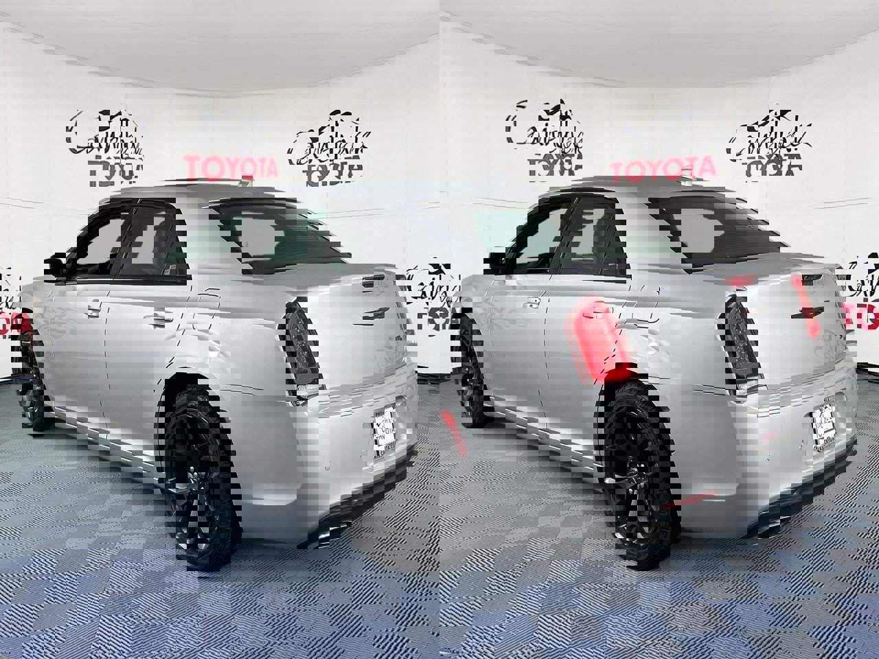 Used 2023 Chrysler 300 S image 5