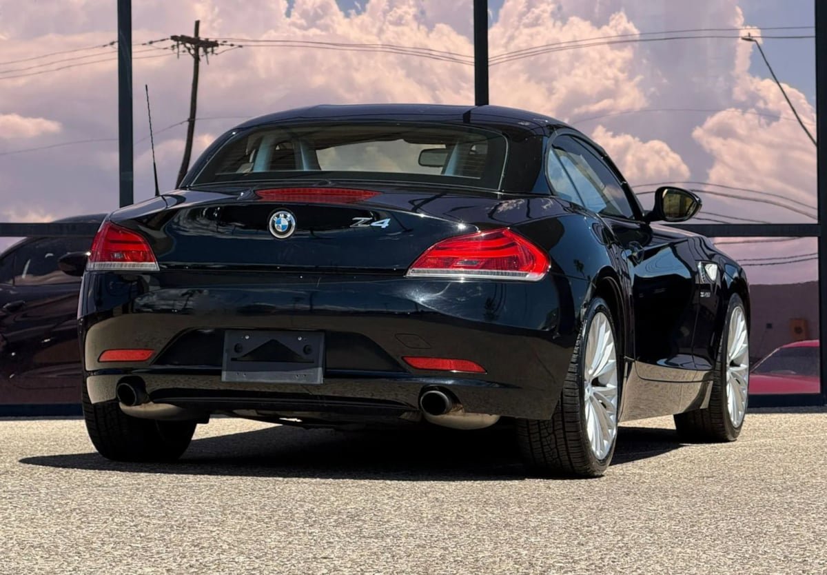 Used 2012 BMW Z4 sDrive35i image 19
