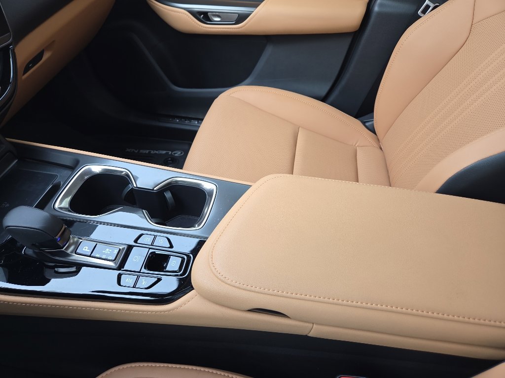 Used 2025 Lexus NX 350 AWD w/ Accessory Package (2T) image 27