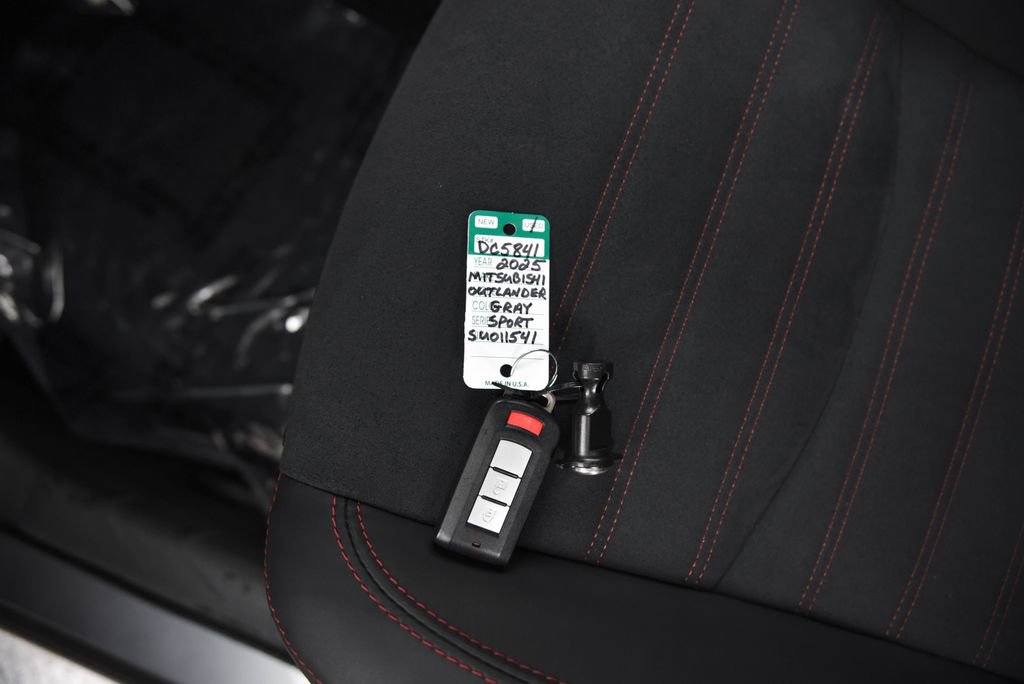 Used 2025 Mitsubishi Outlander Sport SE image 26