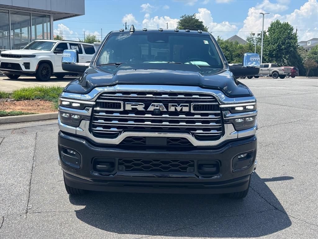 Used 2025 RAM 3500 Limited AWD/4WD image 22