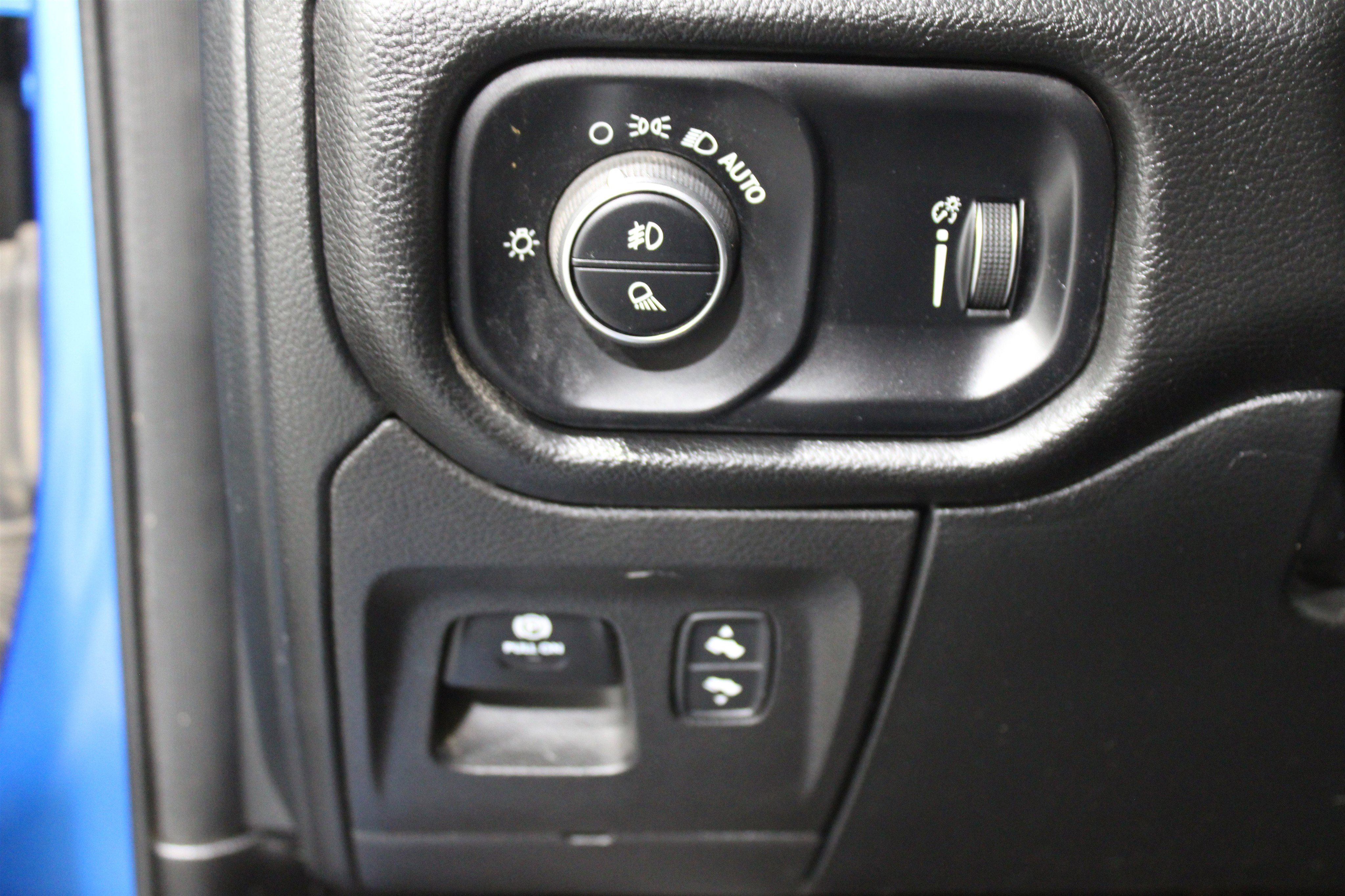 Used 2025 RAM 1500 Big Horn image 8