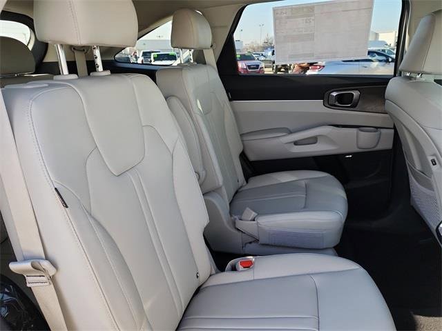 New 2026 Kia Sorento X-Line EX image 19