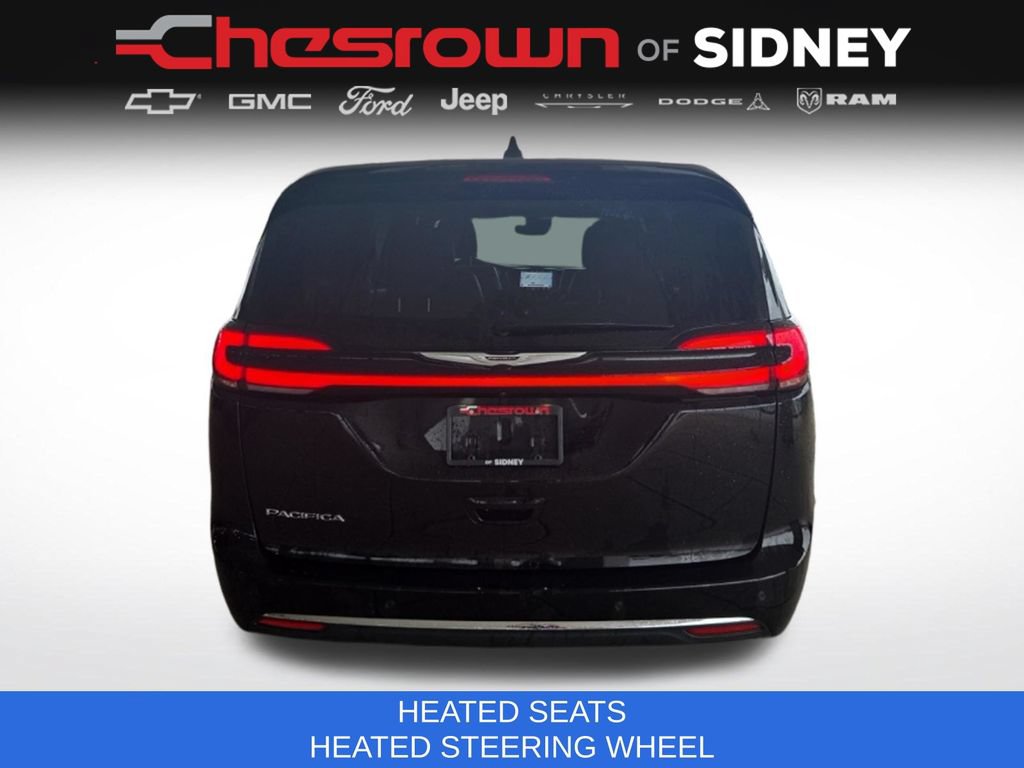 Used 2025 Chrysler Pacifica Select FWD image 6
