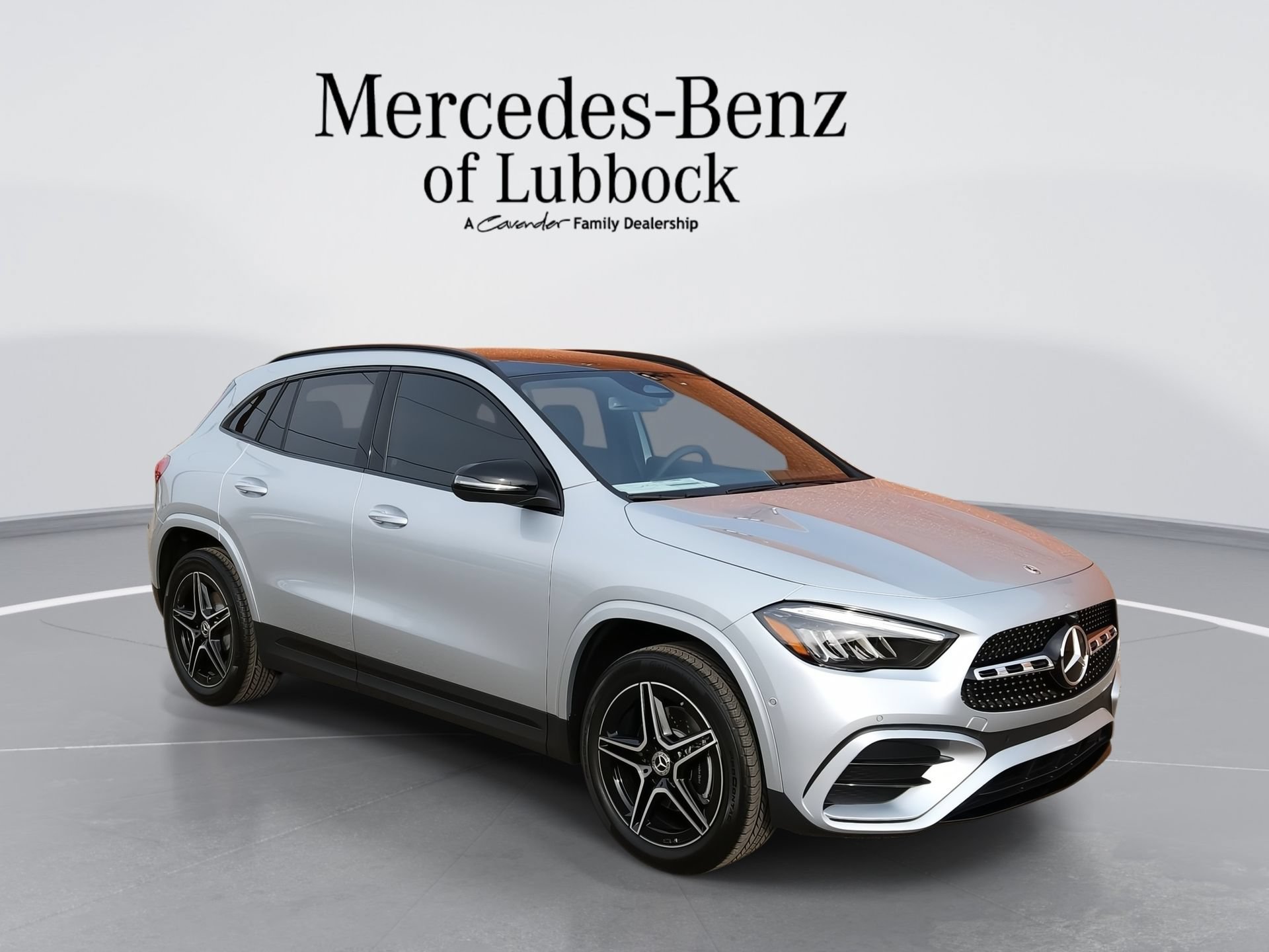 New 2025 Mercedes-Benz GLA 250 4MATIC image 1