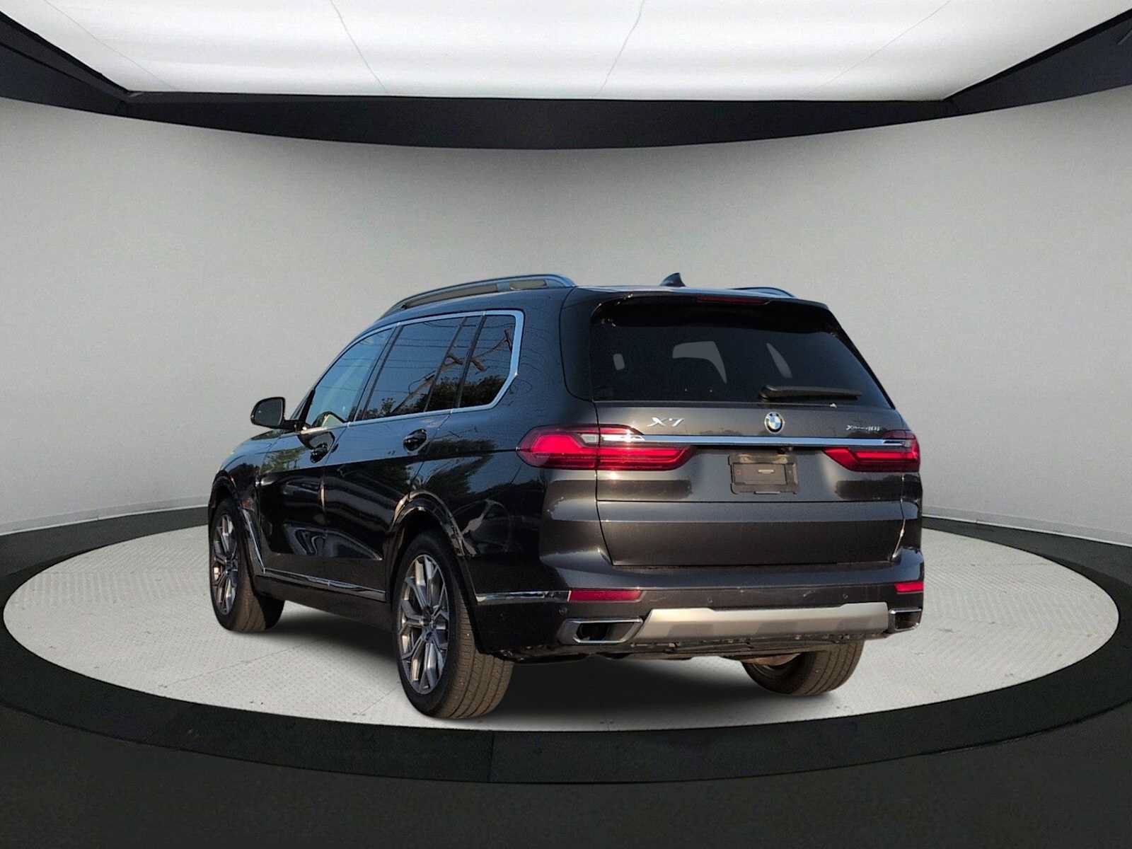 Used 2020 BMW X7 xDrive40i w/ Premium Package AWD/4WD image 6