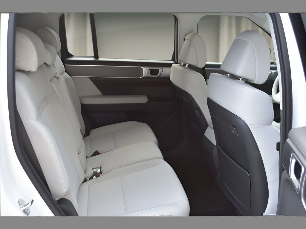 New 2026 Hyundai Santa Fe SE image 16