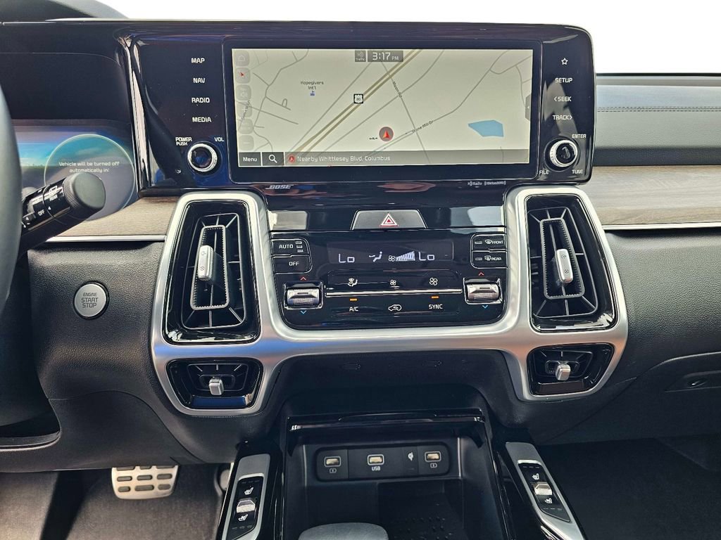 Certified 2022 Kia Sorento SX Prestige w/ Rust Color Package image 25