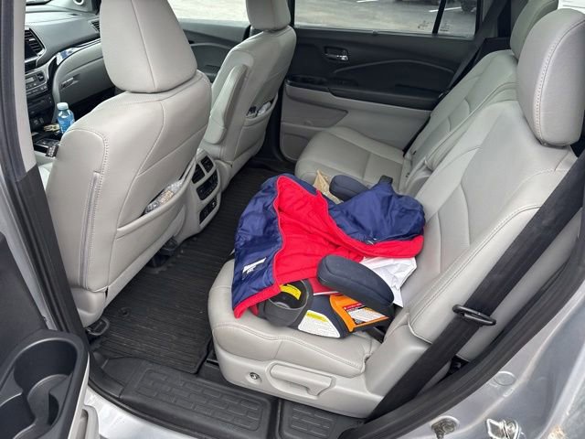 Used 2019 Honda Pilot Elite image 17