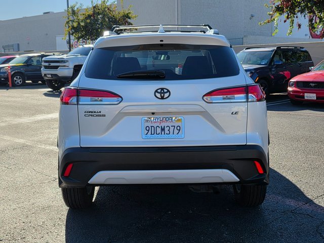 Used 2022 Toyota Corolla Cross LE image 6