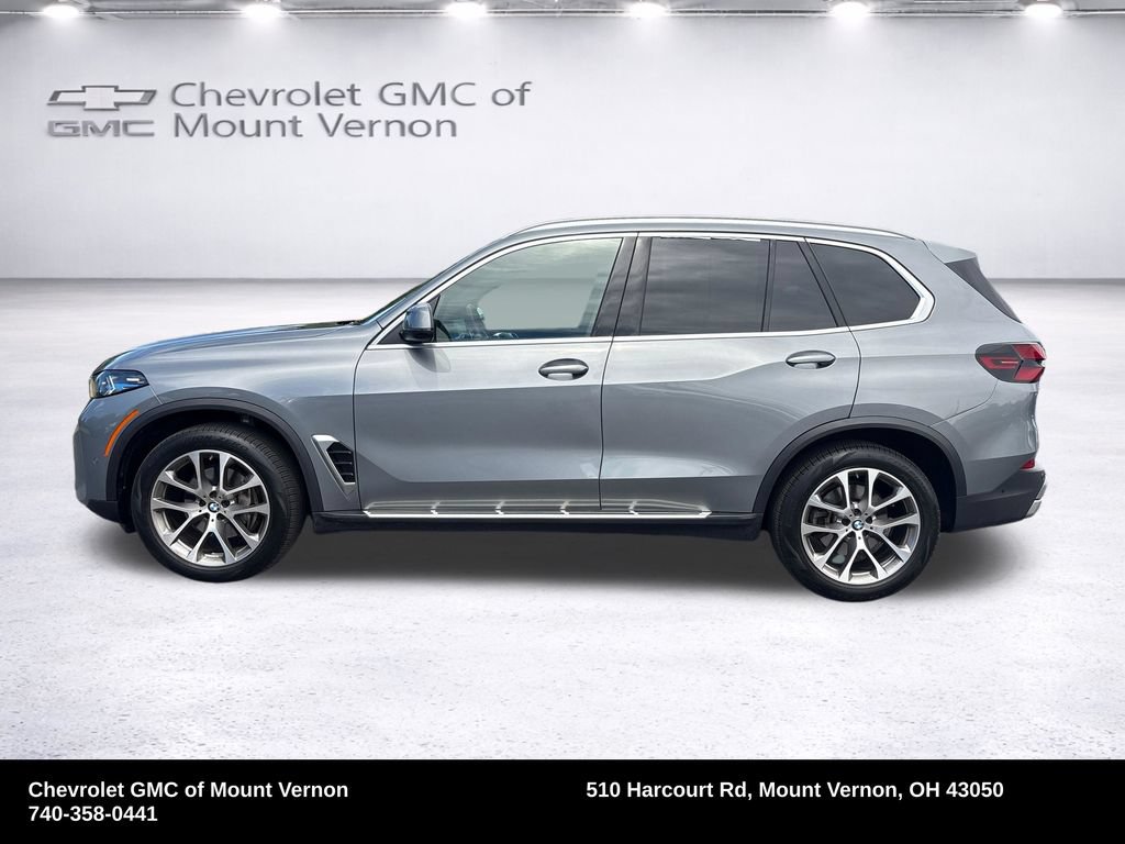 Used 2026 BMW X5 xDrive40i AWD/4WD image 2