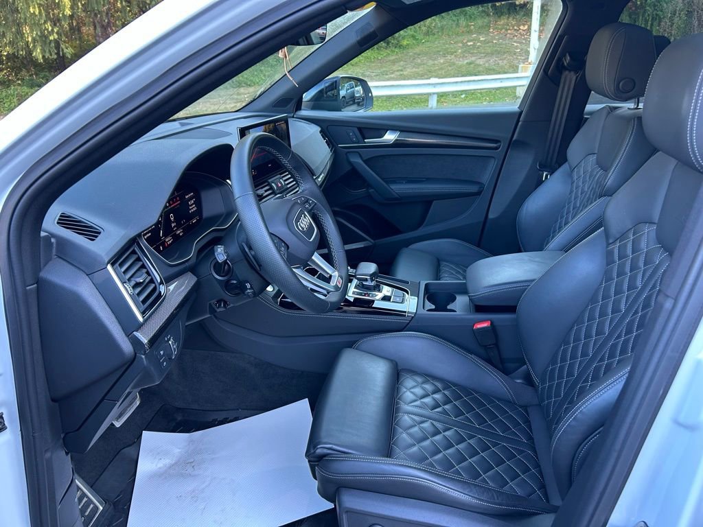 Used 2024 Audi SQ5 Premium Plus image 41