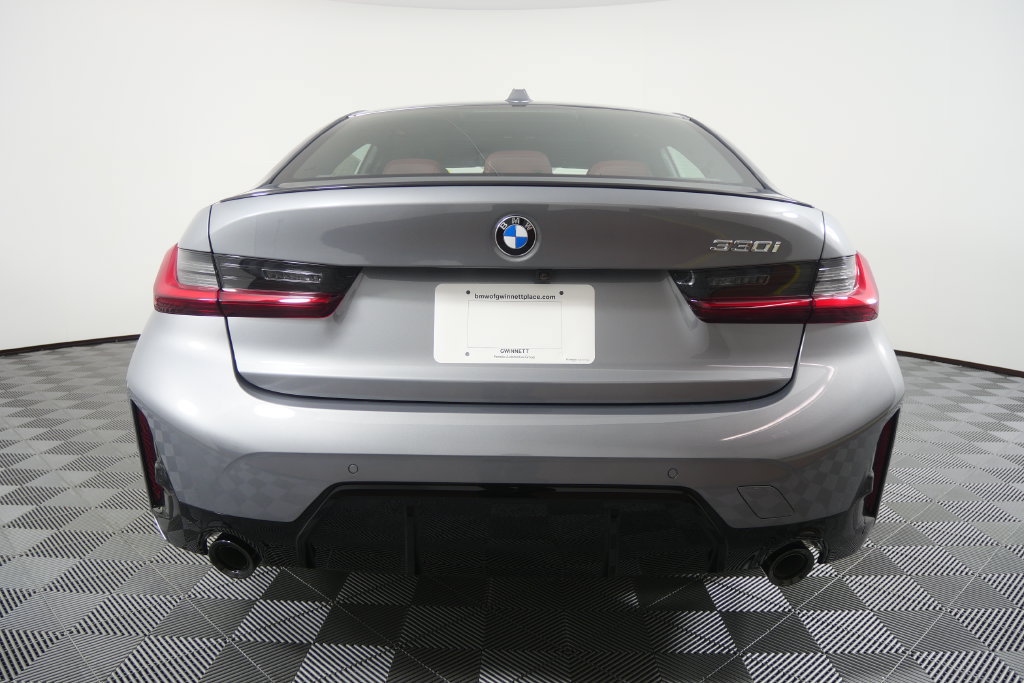 New 2026 BMW 330i Sedan w/ M Sport Package RWD image 5