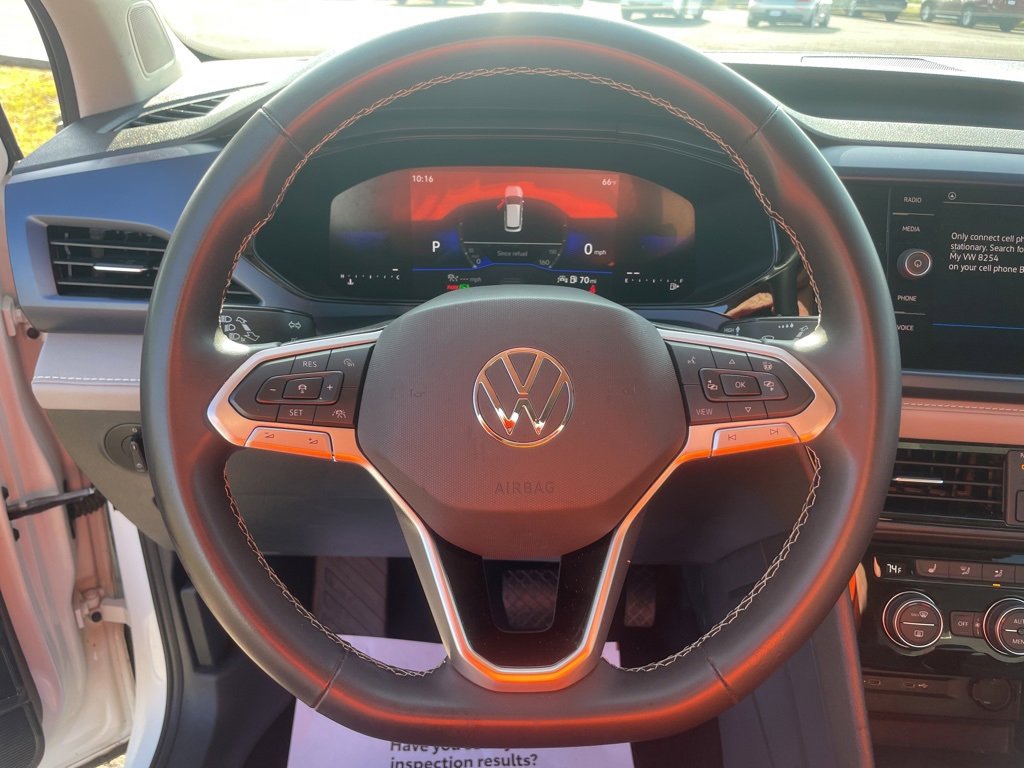 Used 2024 Volkswagen Taos SE image 26
