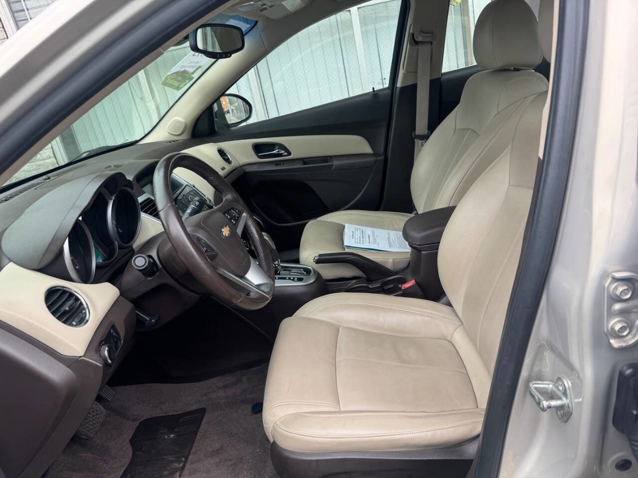 Used 2011 Chevrolet Cruze LT FWD image 10