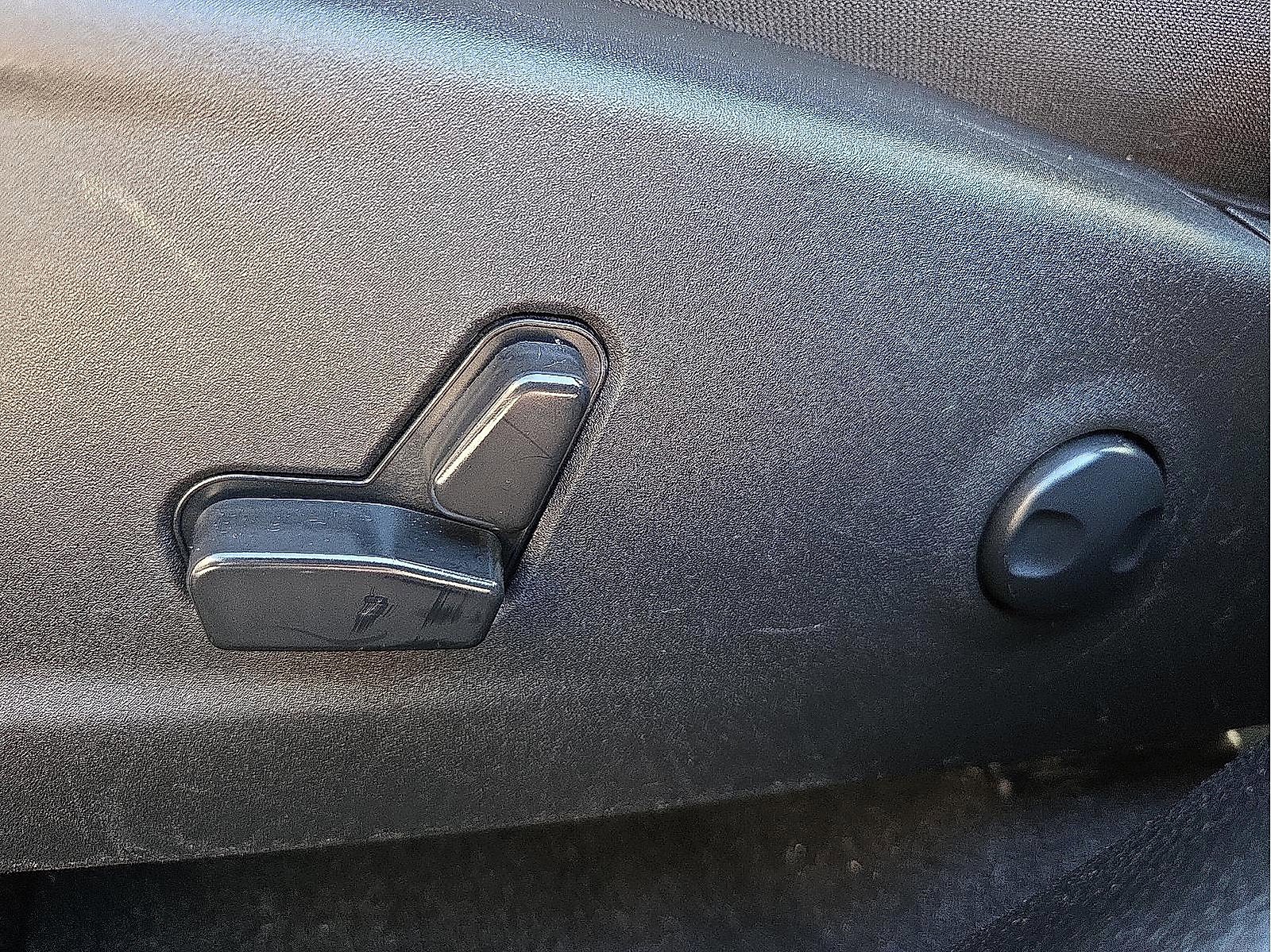 Used 2023 Dodge Charger GT image 15