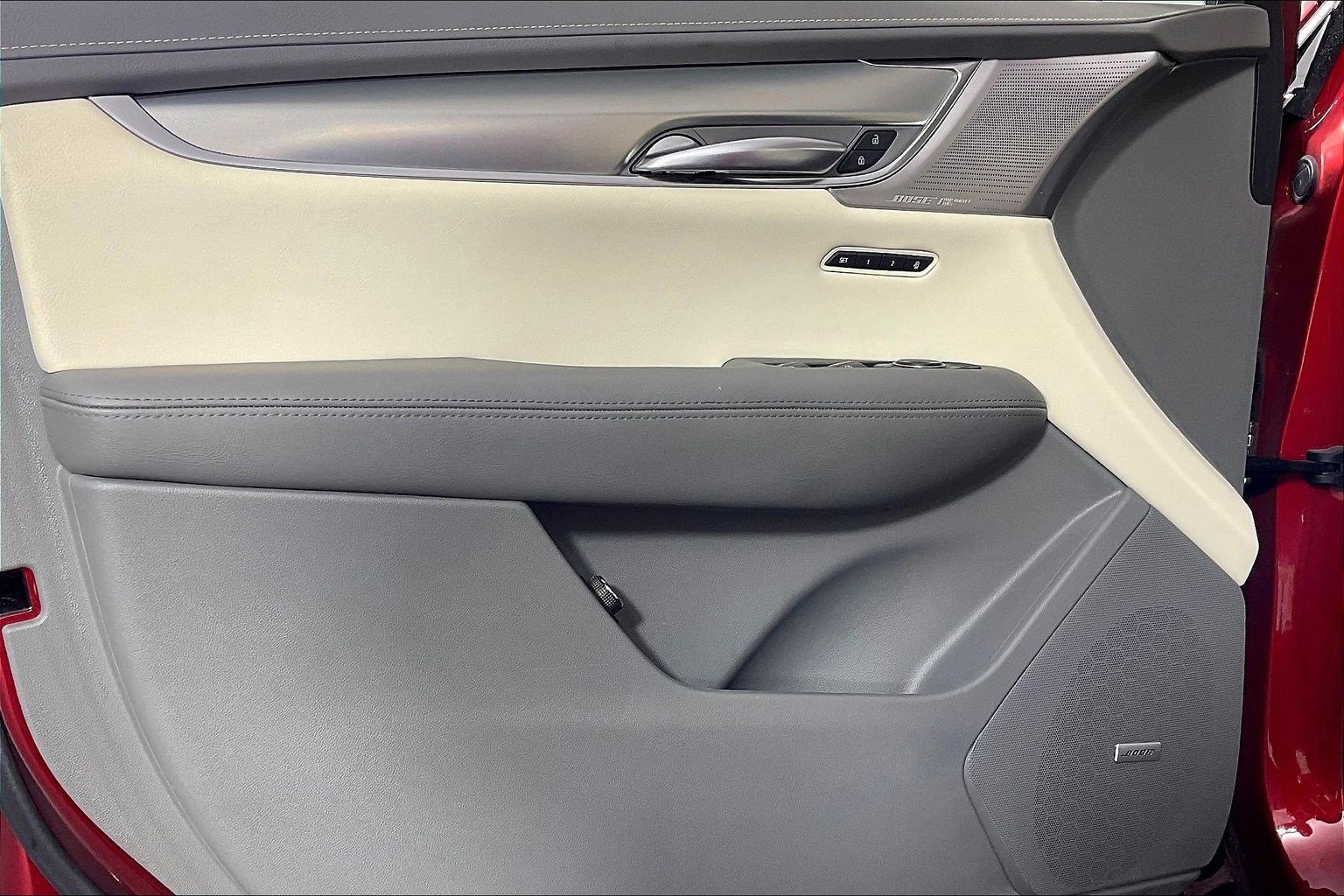 Certified 2023 Cadillac XT5 Premium Luxury AWD/4WD image 20