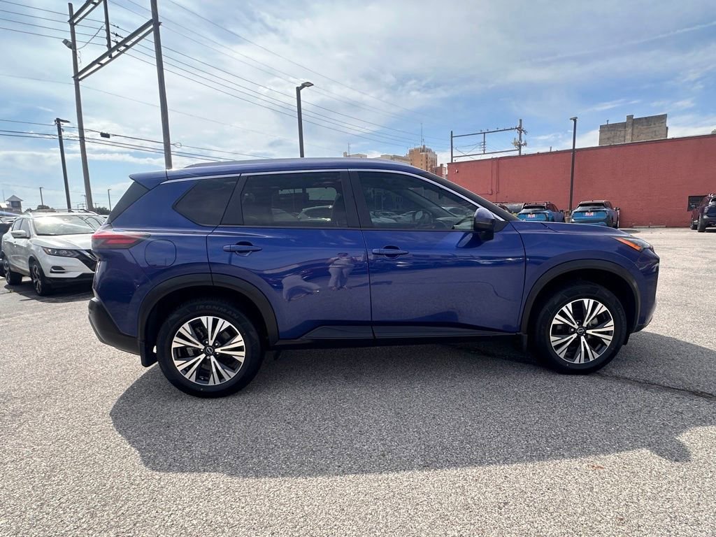 Used 2022 Nissan Rogue SV w/ SV Premium Package FWD image 9