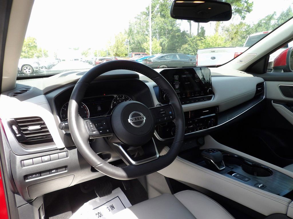 Used 2021 Nissan Rogue SL w/ Premium Package image 8