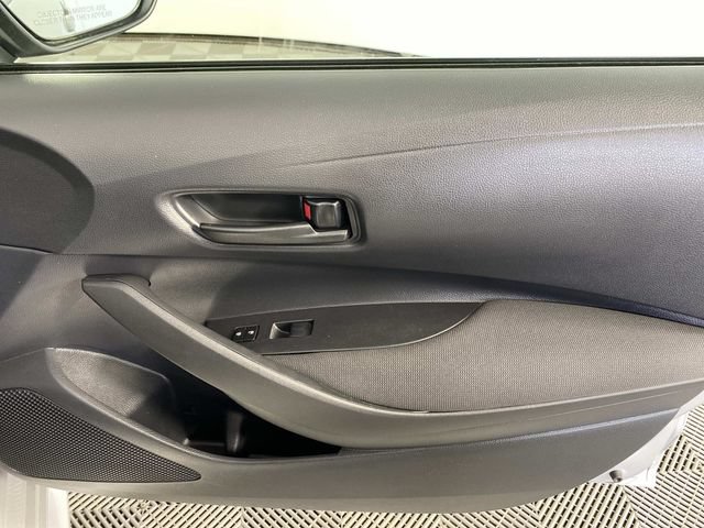 Used 2025 Toyota Corolla LE FWD image 22