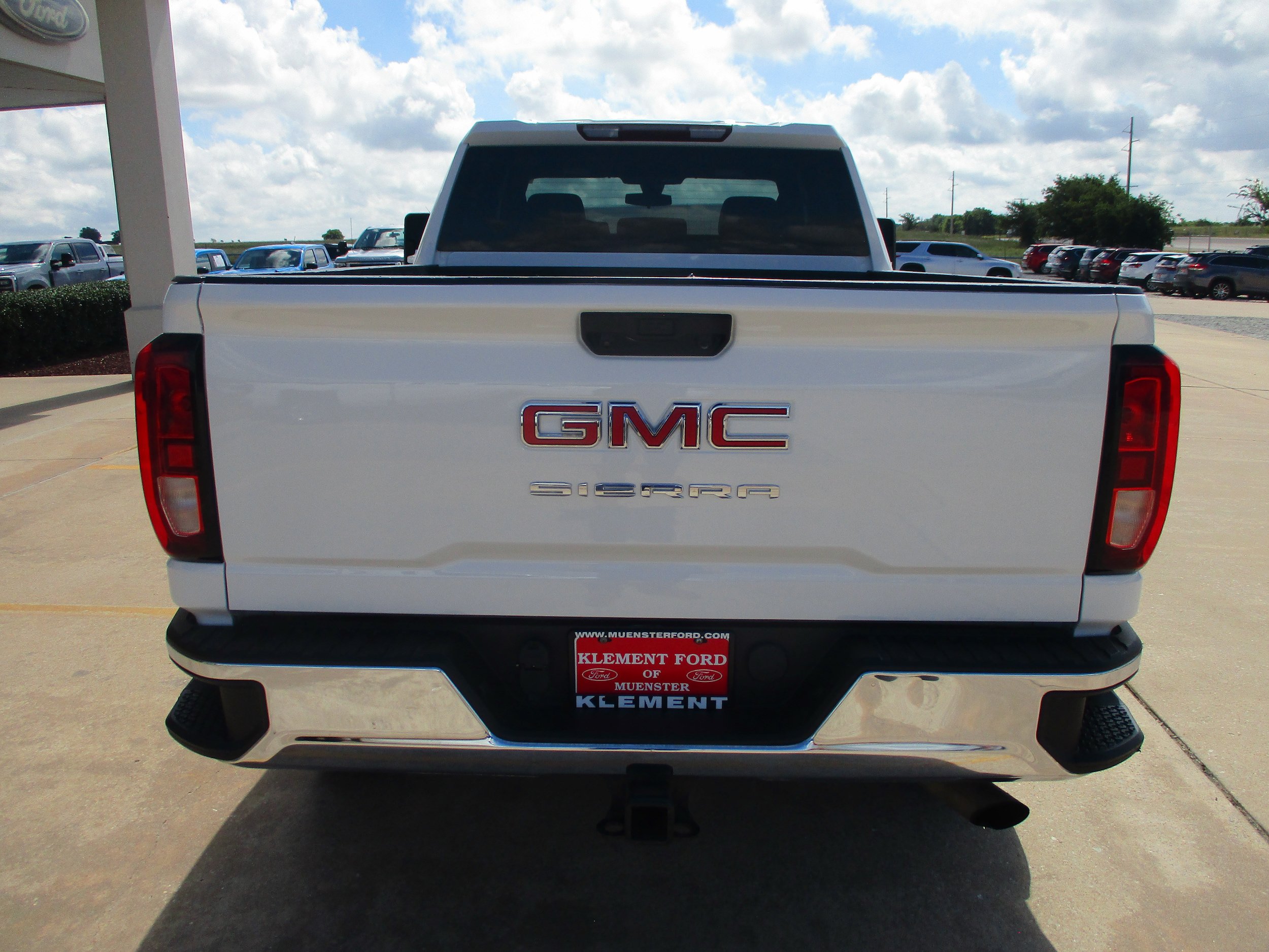 Used 2022 GMC Sierra 2500 Pro w/ Convenience Package AWD/4WD image 11