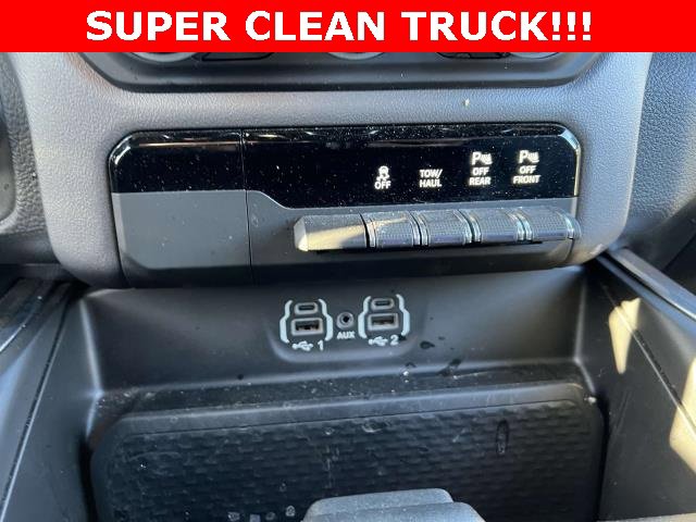 Used 2021 RAM 1500 Laramie w/ Sport Appearance Package image 19