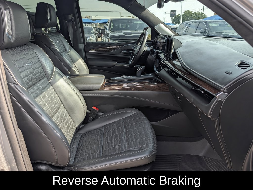 Used 2023 Cadillac Escalade ESV Sport Platinum AWD/4WD image 36